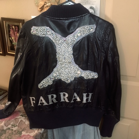 Custom Fashion Designer Farrah Nayka - Picture 4 of 16